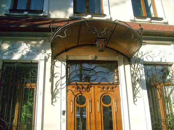 Козирки, навіси — коваль Дмитро Ворчаков, Миколаїв