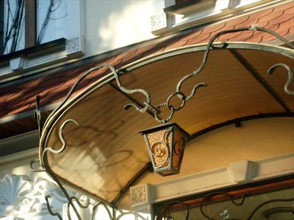 Козирки, навіси — коваль Дмитро Ворчаков, Миколаїв