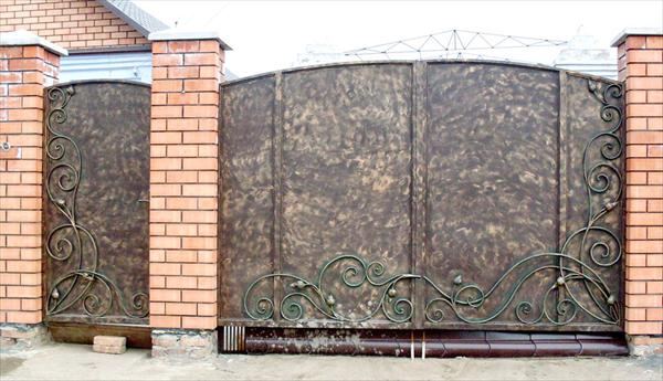 Ворота та хвіртки — коваль Дмитро Ворчаков, Миколаїв